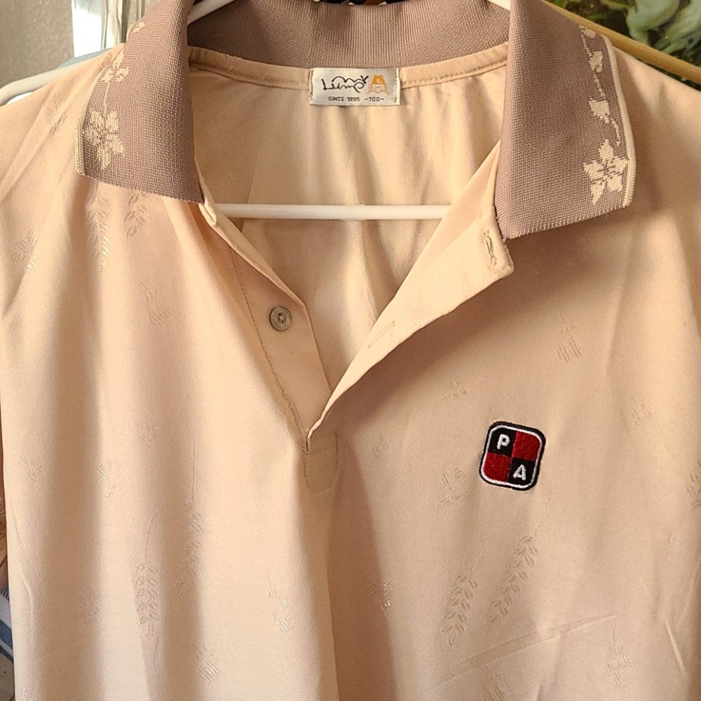 Tshirt - Picture 2 of 3